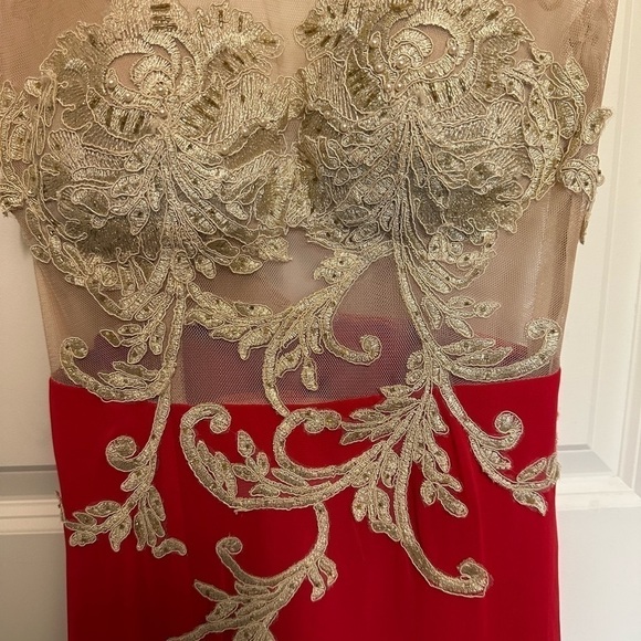 Imported from Europe gown red and cream bead embroidery - Picture 4 of 4